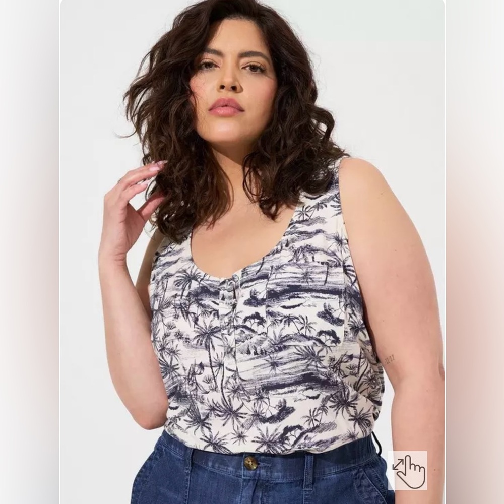NWOT Torrid Challis Henley Pocket Sleeveless Tank 2X, 3X